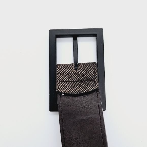 BILLABONG | neutral zigzag fabric & matte black buckle belt - Picture 3 of 6